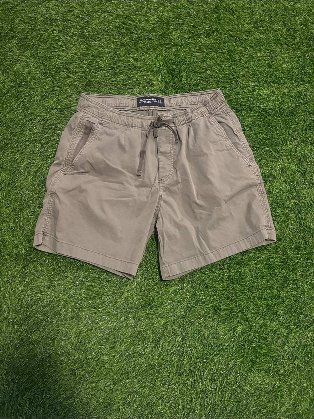 Abercrombie &Fitch Casual Drawstring Shorts — Taupe Small